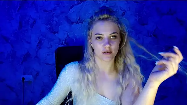 nika_gold1 webcam