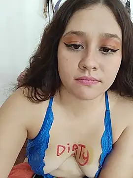 LunaMorettis live cam preview