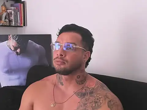 MarckMathews live cam on StripChat