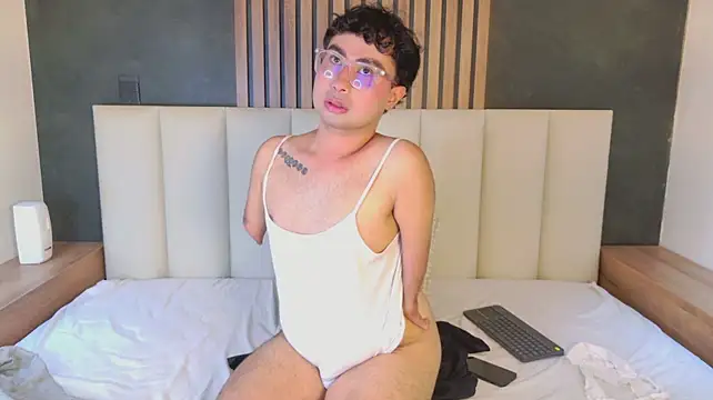 Sam_Velvett