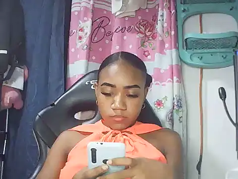 Emma_Arisha