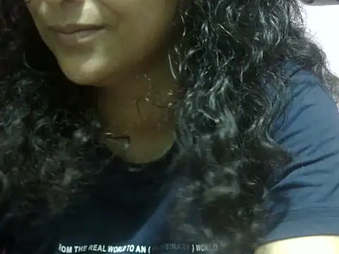 Sonali_Saxena live cam on StripChat