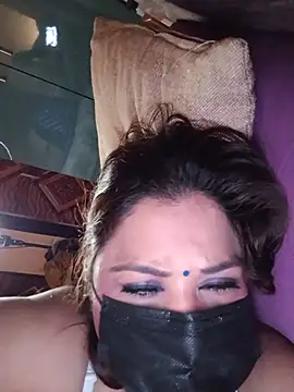 Jiya22 live cam on StripChat