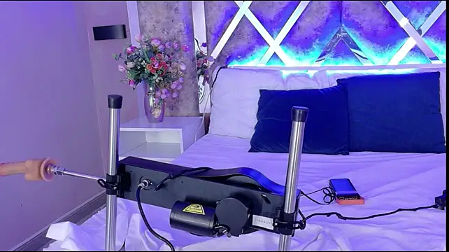 AmmyJones_ webcam