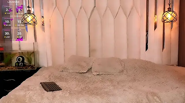 Megan_Do_Santos live cam on StripChat
