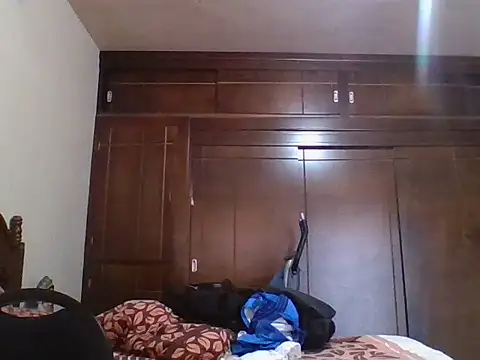 Yankoloco92 webcam