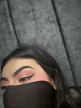 zharaaa18