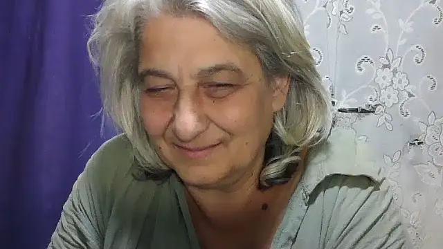 ExquisiteMature live cam preview