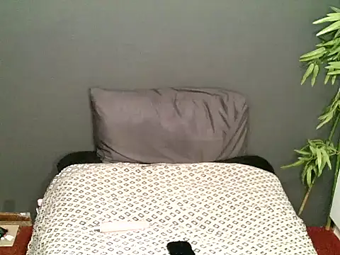 NaughtybunnyXXXXX webcam