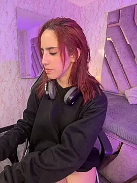 Elodiee_Roussee webcam