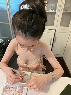 gigi_UwU_ live sex cam