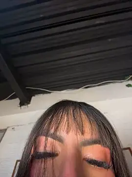 Nicolle_foxy live sex cam