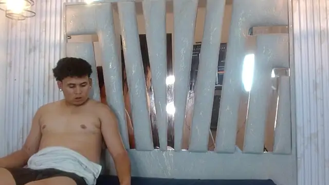 owenandrosecs live sex cam