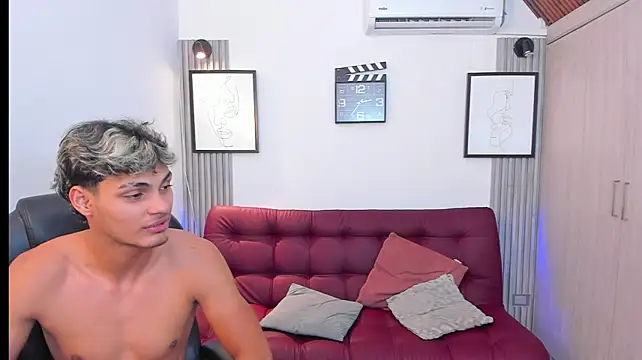 Seductive_BoysW webcam