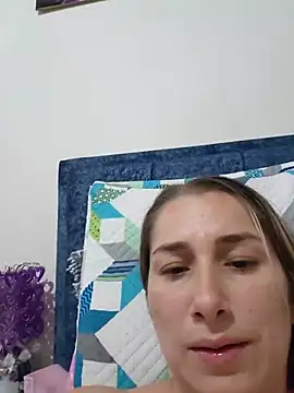 Lipzzy_sun20 webcam