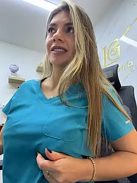 Webcam en directo de la chica alicee16