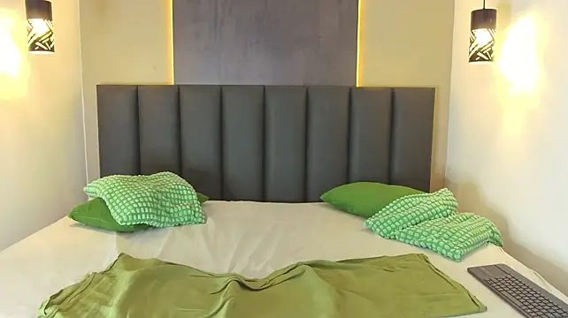GabriellaLux_