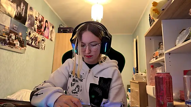 SoniaKotts webcam