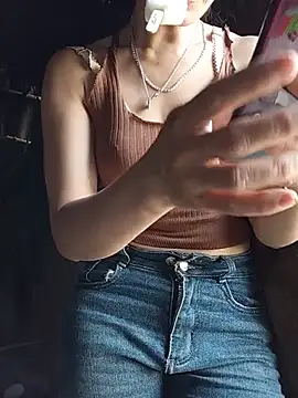 Heryy_xx webcam
