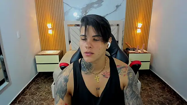 KAROLLJONES1