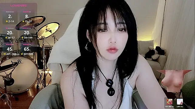 Evangelin-e live sex cam