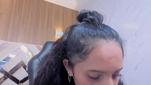 scarlett_monroe_b webcam