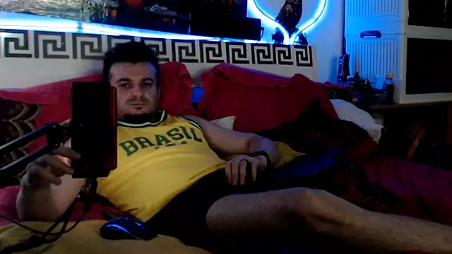 Hugec0ck007 webcam