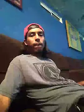 AlexAlejandro13 webcam