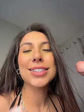 Webcam en directo de la chica Carolini09