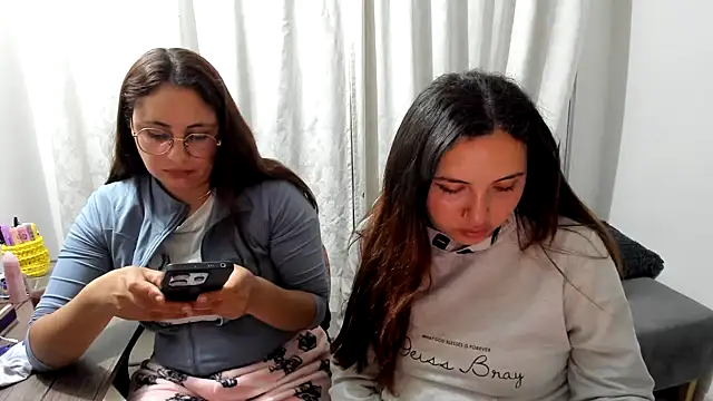 _girls_on_fire_ live sex cam