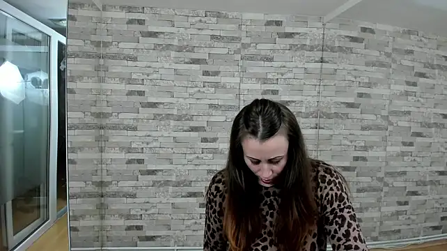 Aryanette live cam on StripChat