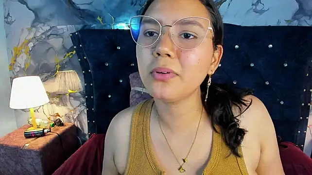 Larissa_Frost