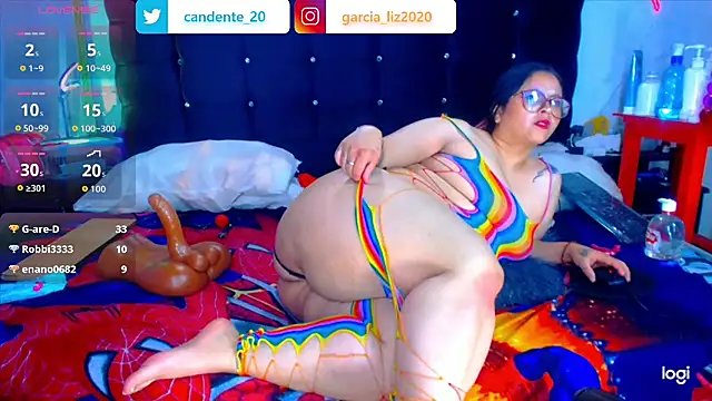 candela_lan live cam on StripChat