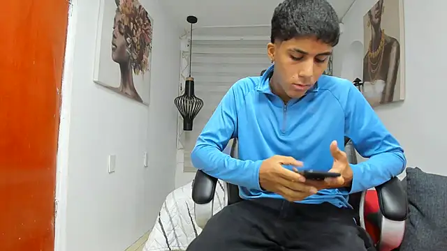 Adonixxx_capizzi22_ live sex cam