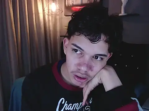 haku_nayro webcam