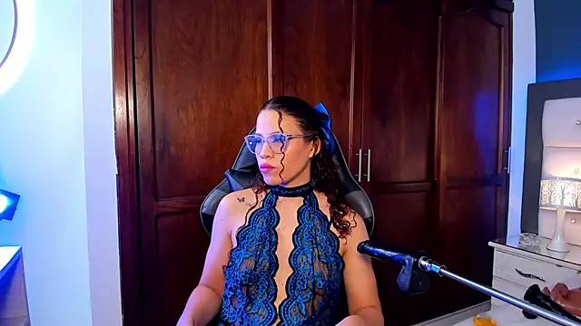 RED_VIOLETH webcam