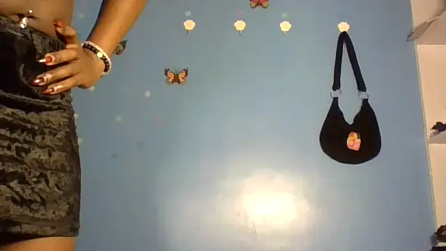 SexyAss_GoodPussy2 live cam on StripChat