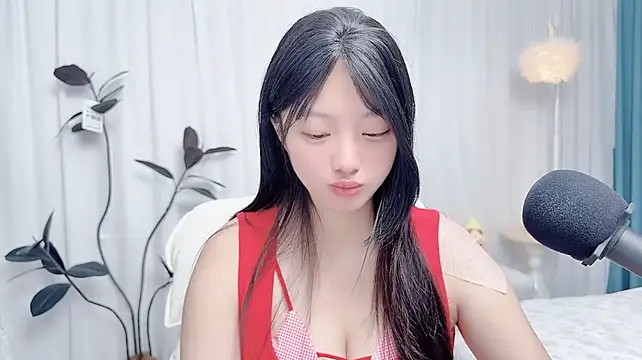 Winnie666999 webcam