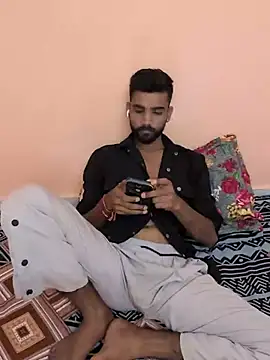 bisexual_yhh webcam