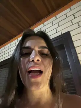 Nandahotcasada webcam