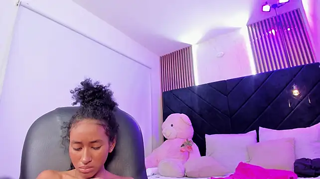 vicky_castillo webcam