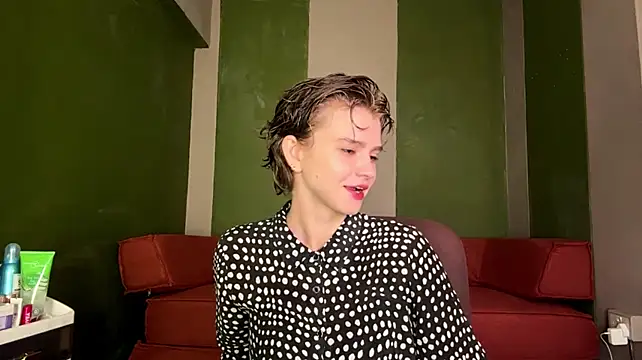 ShanDamone webcam