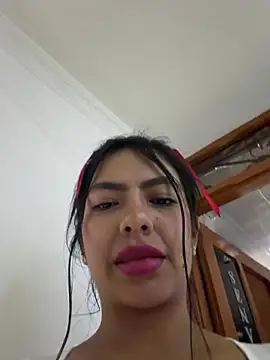 Noa_rousse01 live sex cam