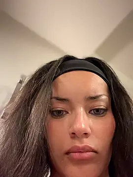 risky_workouts (F young) - ✨TIP 50TK OR MORE TO GET A CRAZY GIFT✨