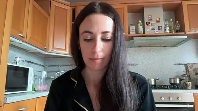 Flamingo_Queen live cam on StripChat