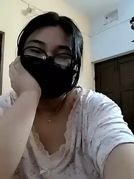 mini27mimi webcam