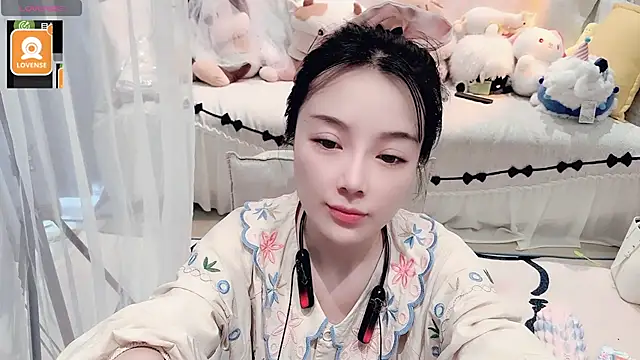 AKiKi711 webcam