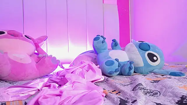 KittyNicolle webcam