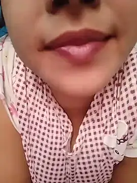 Anki-doll webcam