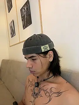 Mao_mdn live cam on StripChat